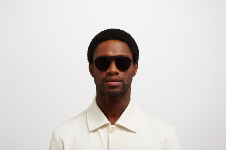 MYKITA ml01 Leica-Sonnenbrille Rahmen: mh6 pitch black/schwarz | Linse: Leica schwarz polarisiert J6D2259