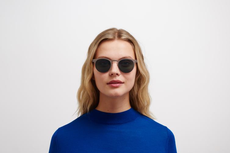 MYKITA Riley Nr. 1 Sonnenbrille Rahmen: Maulwurfsgrau|Gläser: polarisiertes Pro-Ozeanblau J6D22193