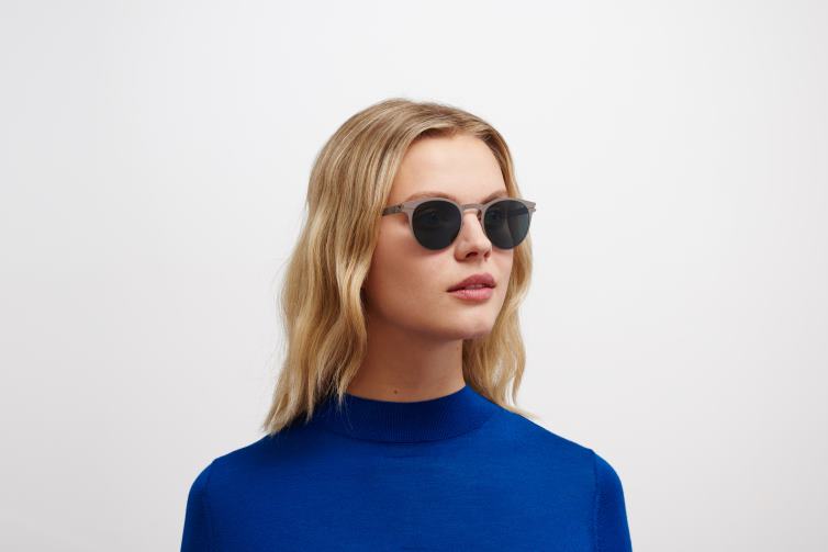 MYKITA Riley Nr. 1 Sonnenbrille Rahmen: Maulwurfsgrau|Gläser: polarisiertes Pro-Ozeanblau J6D22193