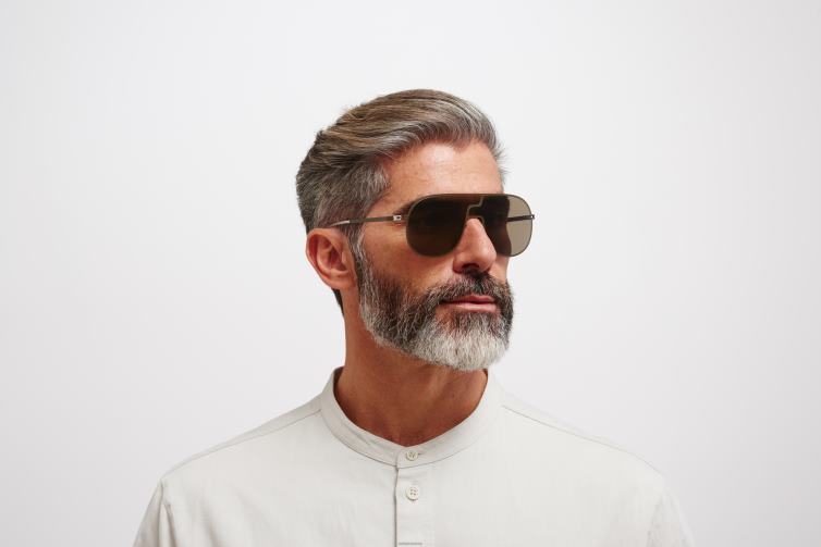 MYKITA studio12.1 Studio-Sonnenbrille Rahmen: Sepia|Linse: Sepiabraun J6D2235