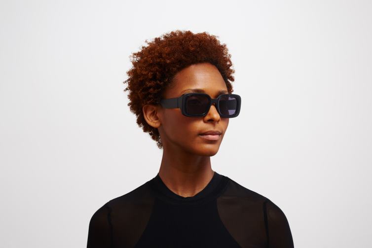 MYKITA studio13.1 Studio-Sonnenbrille Rahmen: MA1 Pitch Black/Black Havana | Gläser: Cool Grey Solid J6D22131