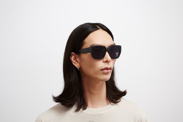 MYKITA studio13.2 Studio-Sonnenbrille Rahmen: MA1 Pitch Black/Black Havana | Gläser: Cool Grey Solid J6D22135